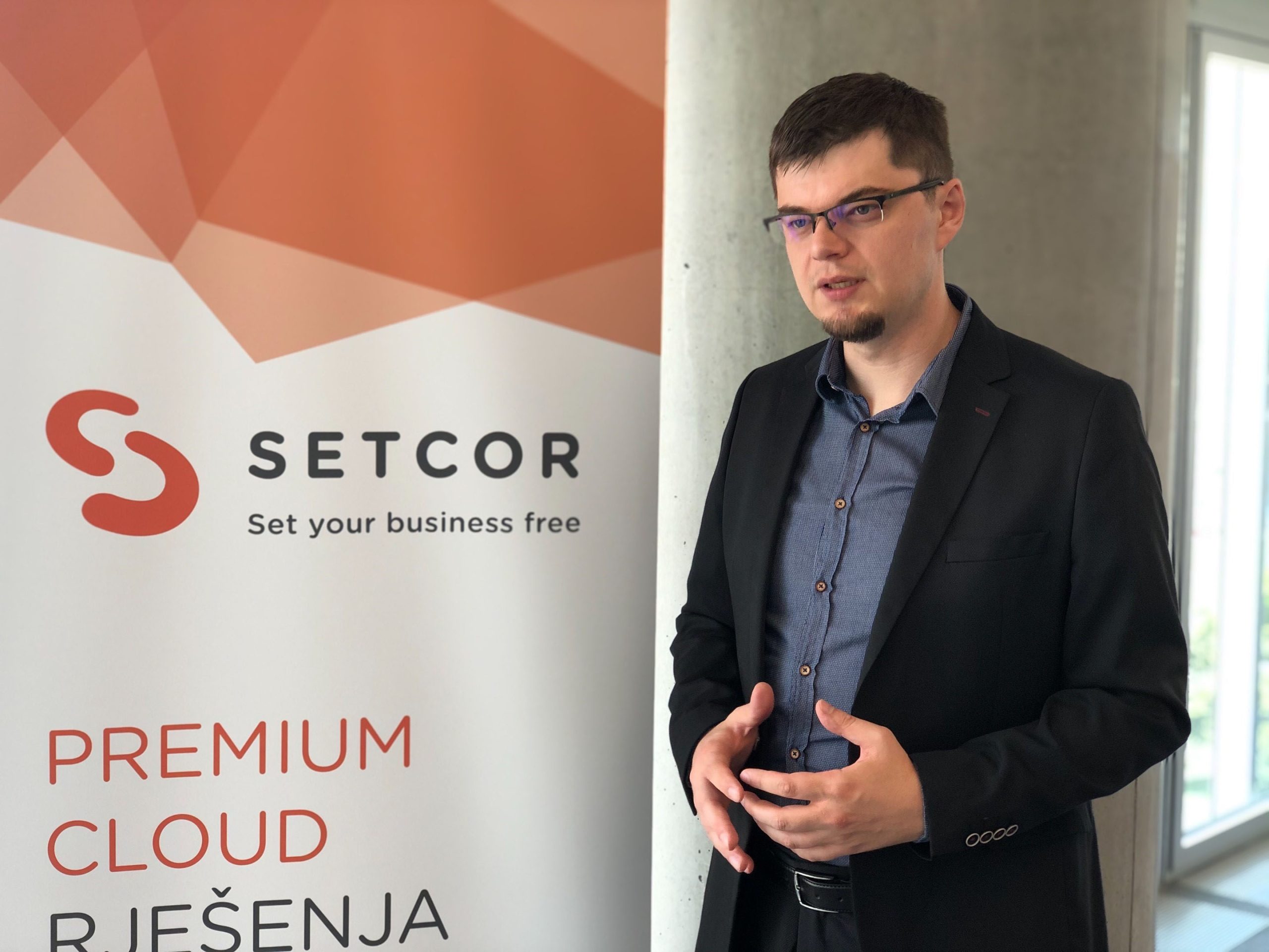 Setcor Blitz pitanja – Vedran Vujasinović